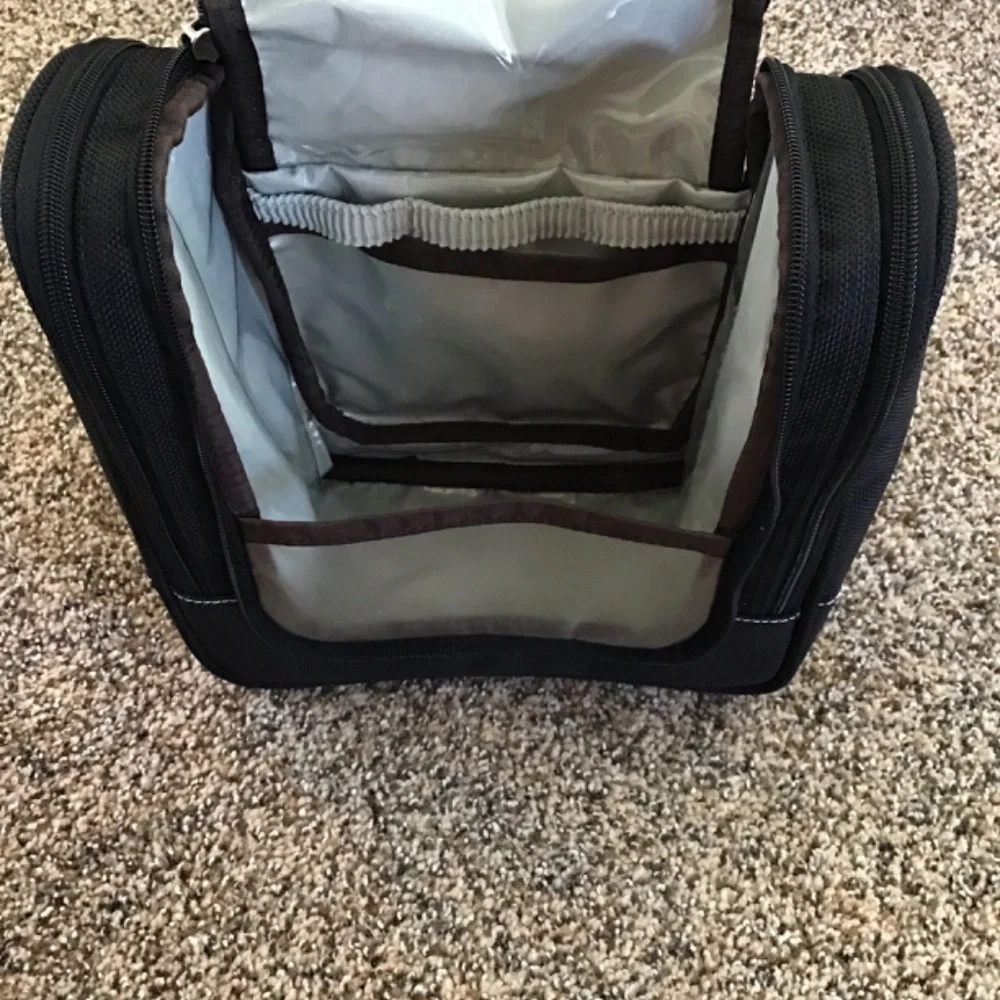 🐾 Land’s End Personal Organizer Toiletry Bag, Small